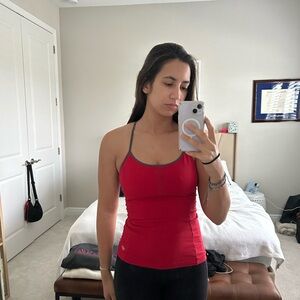 Red alo yoga top